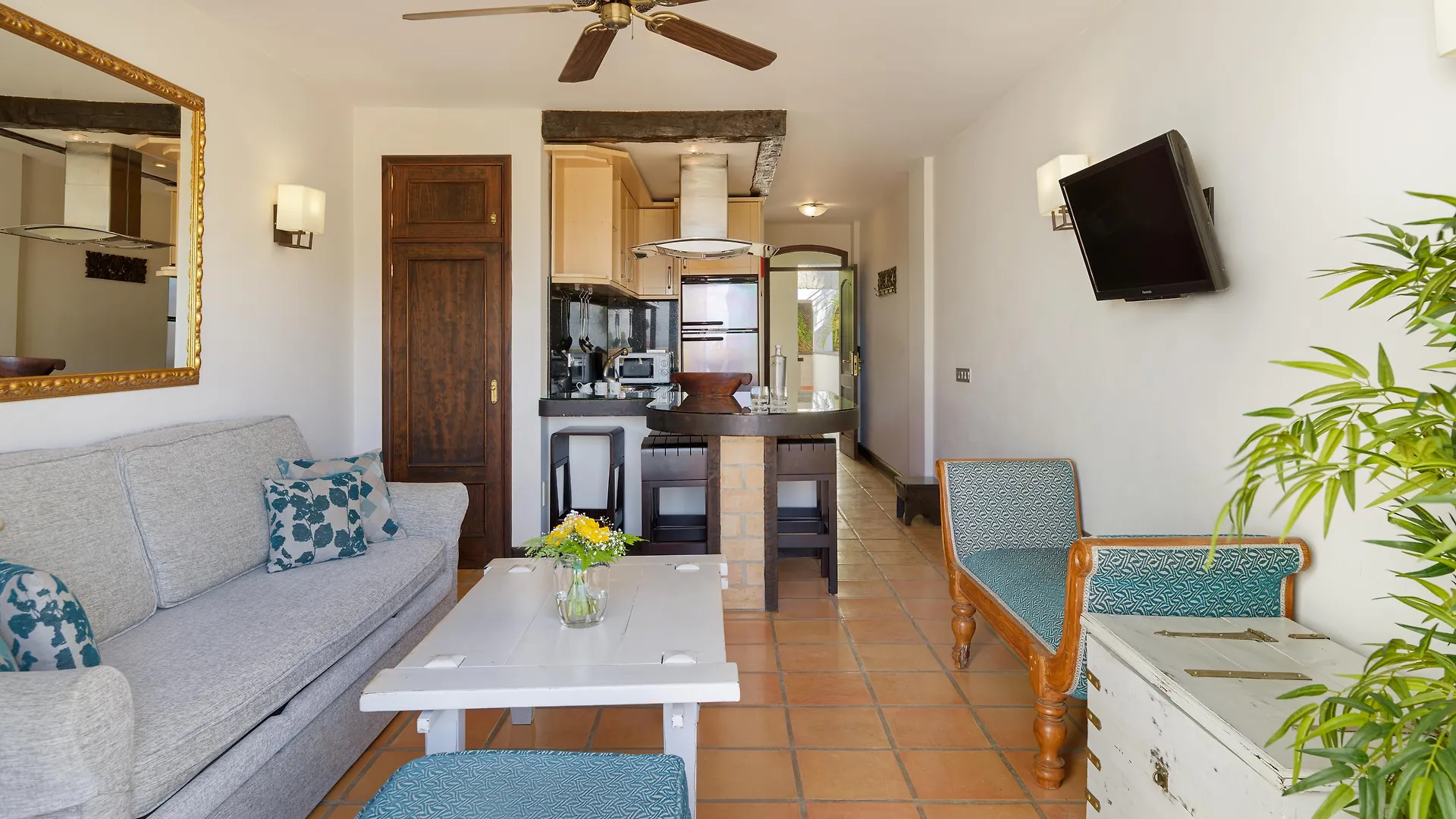 Hotel Regency Country Club, Apartments Suites Playa de las Americas